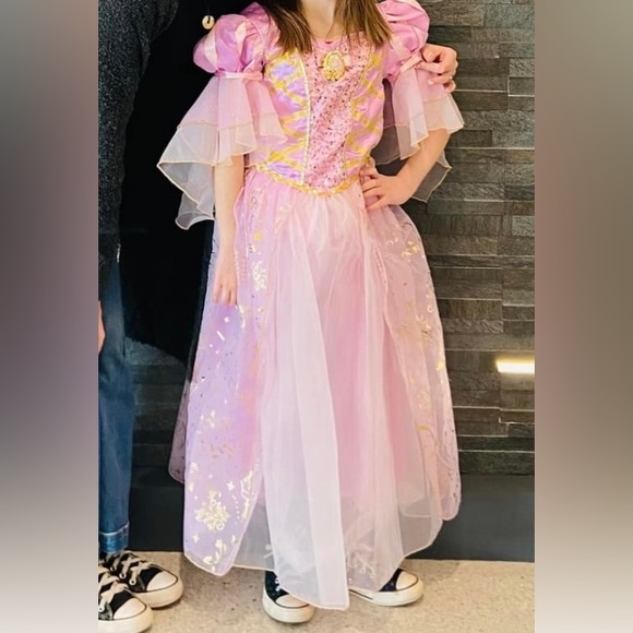 Girls Disney Deluxe Rapunzel dress size 9/10 - Picture 3 of 8